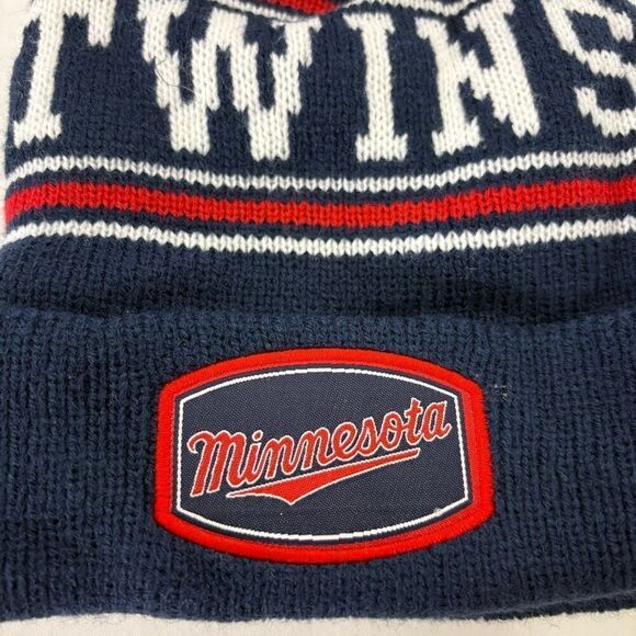 Minnesota Twins Winter Hat Navy Blue & Red Pom Pom Cuffed Hat - Picture 3 of 5